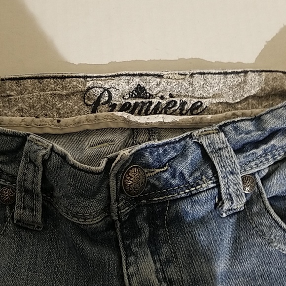 Rue 21 Premiere Denim fleur-de-lis F18 - Picture 2 of 5